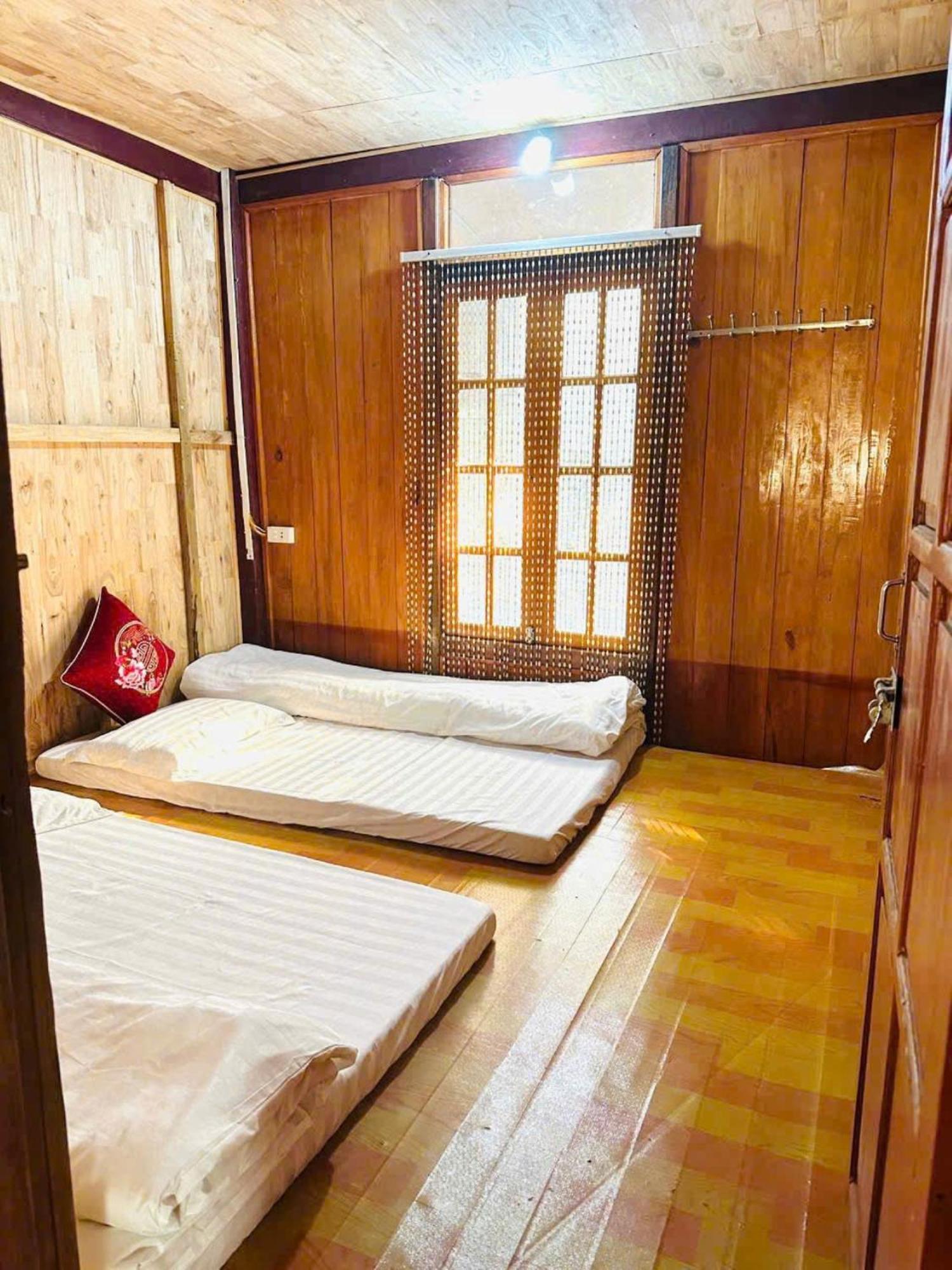 Cau Treo Homestay Cham Ta Lao المظهر الخارجي الصورة